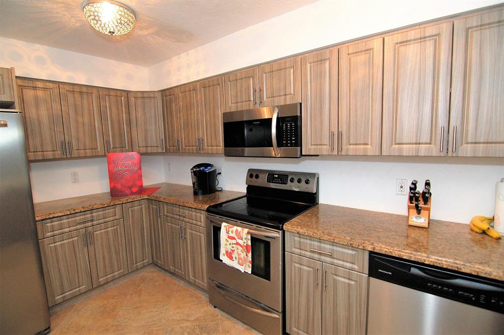 CENTURA PARC - Residential