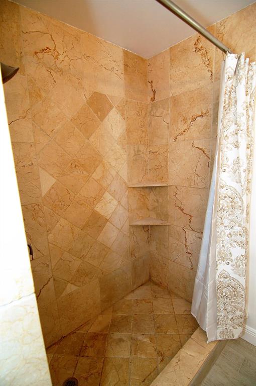 CENTURA PARC - Residential