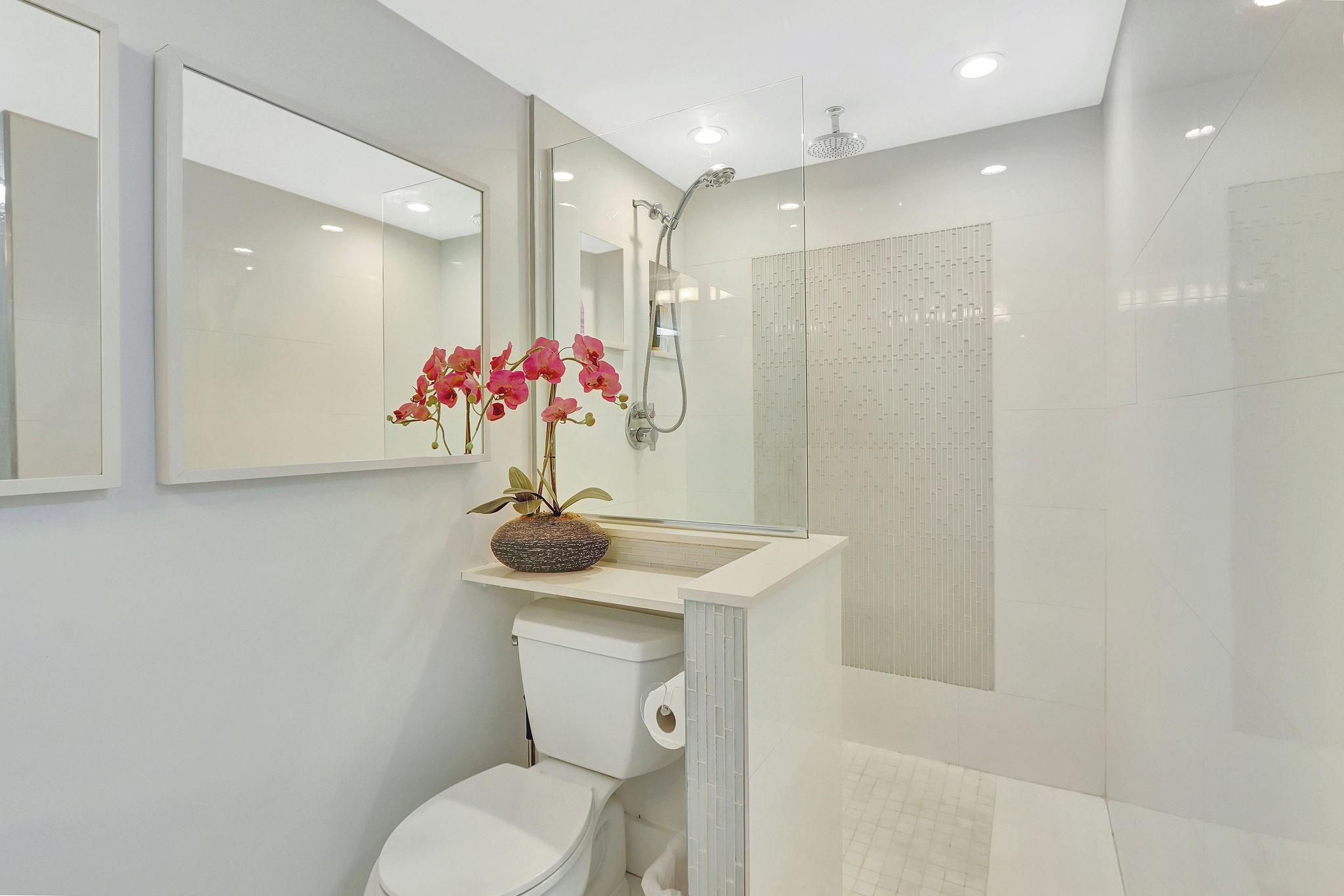 Everglades House Condo - Residential Lease