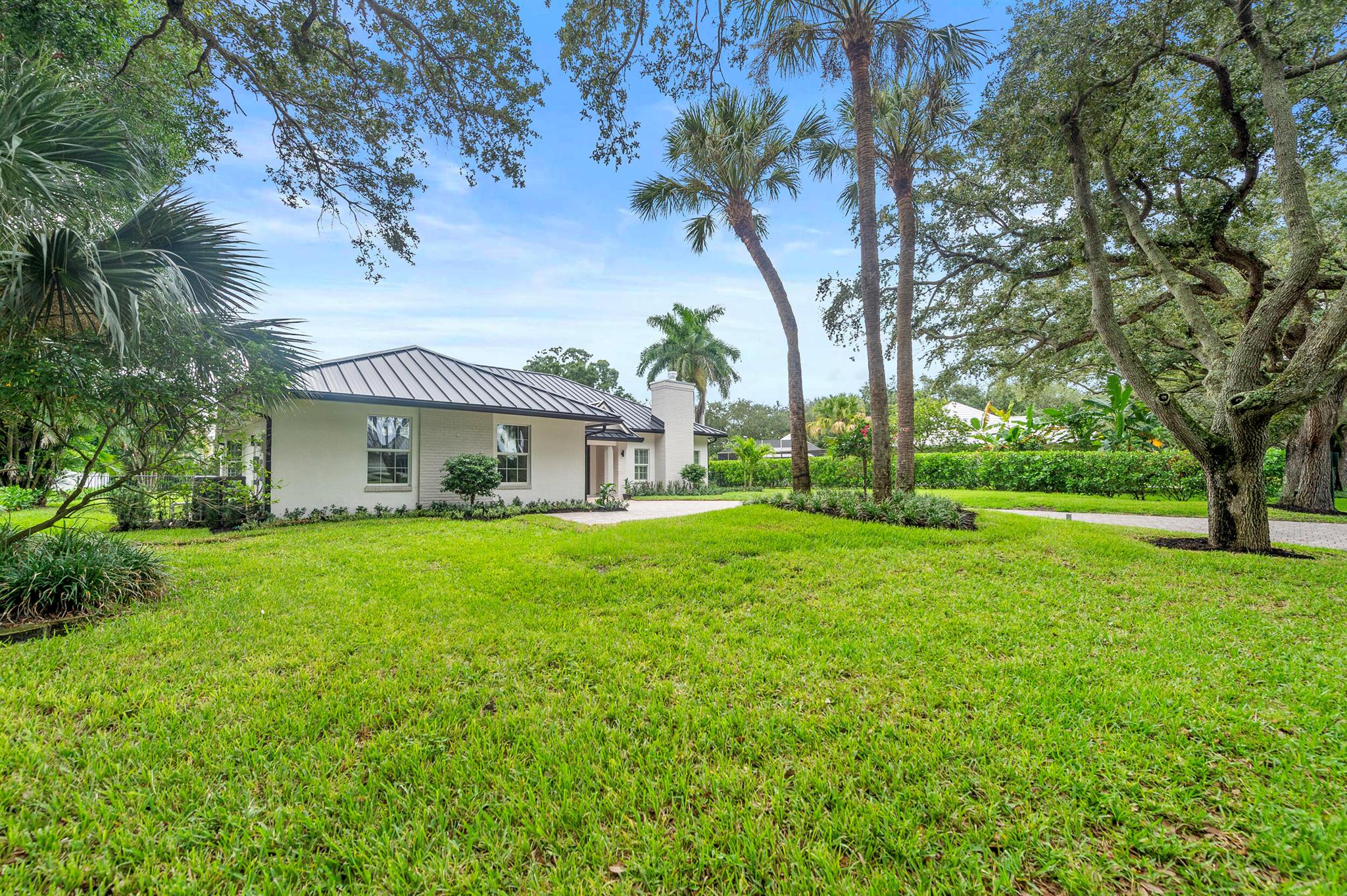 HERITAGE OAKS - Residential