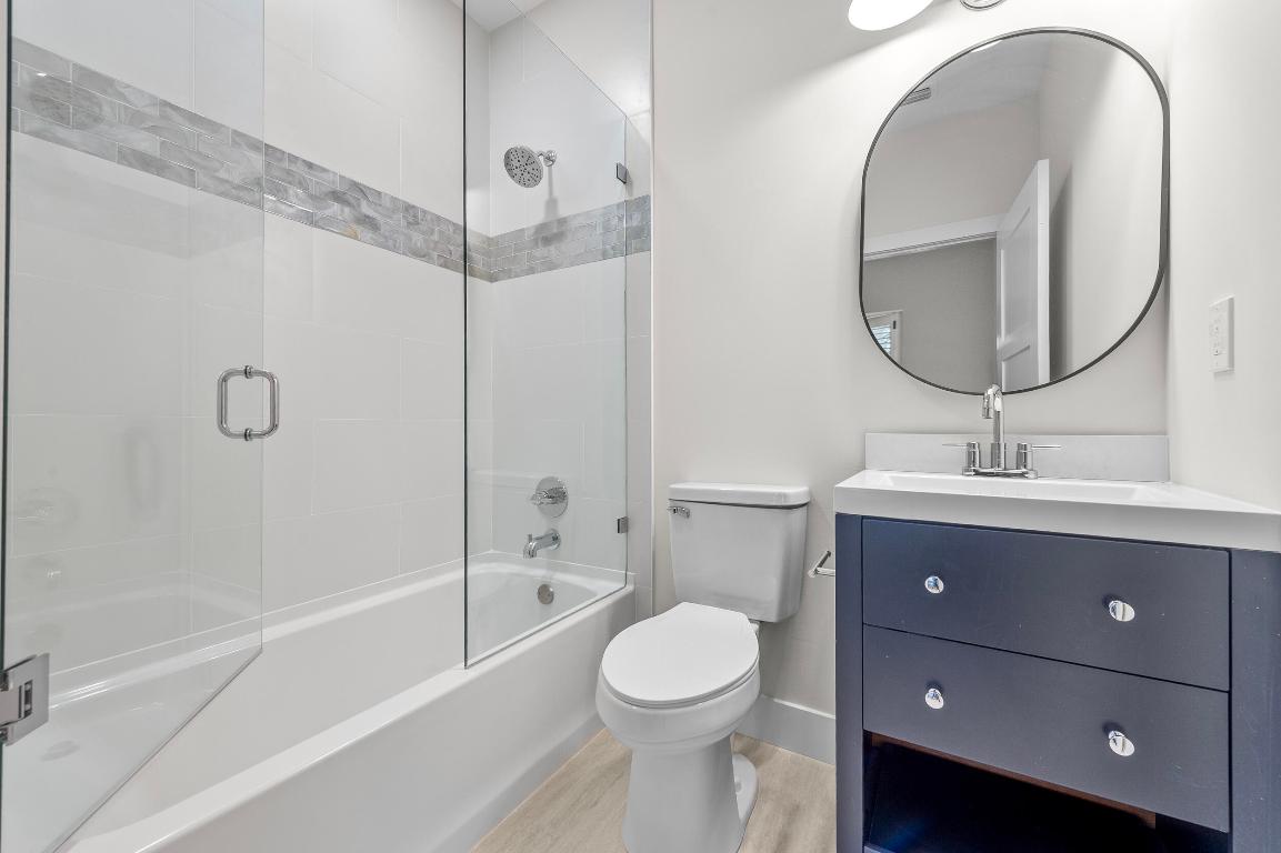 HERITAGE OAKS - Residential