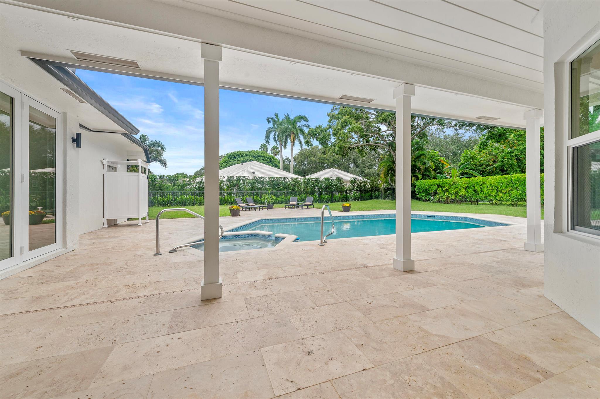 HERITAGE OAKS - Residential