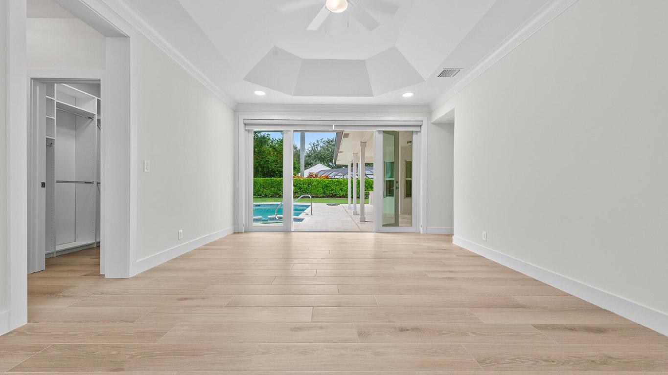 HERITAGE OAKS - Residential