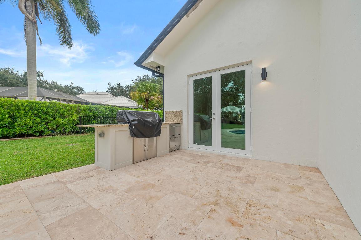 HERITAGE OAKS - Residential