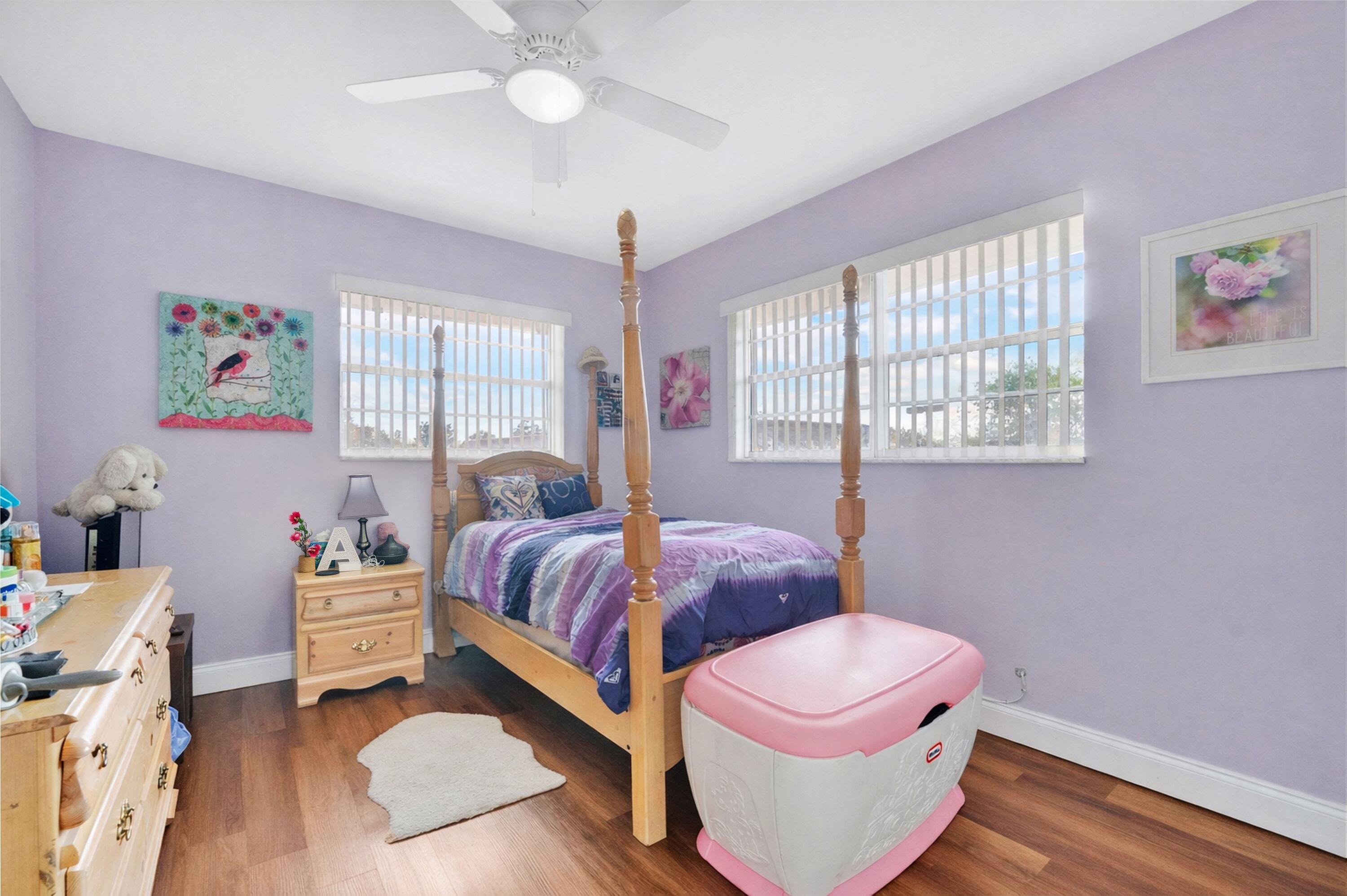 BRENTWOOD TOWNHOUSE 1 - Residential