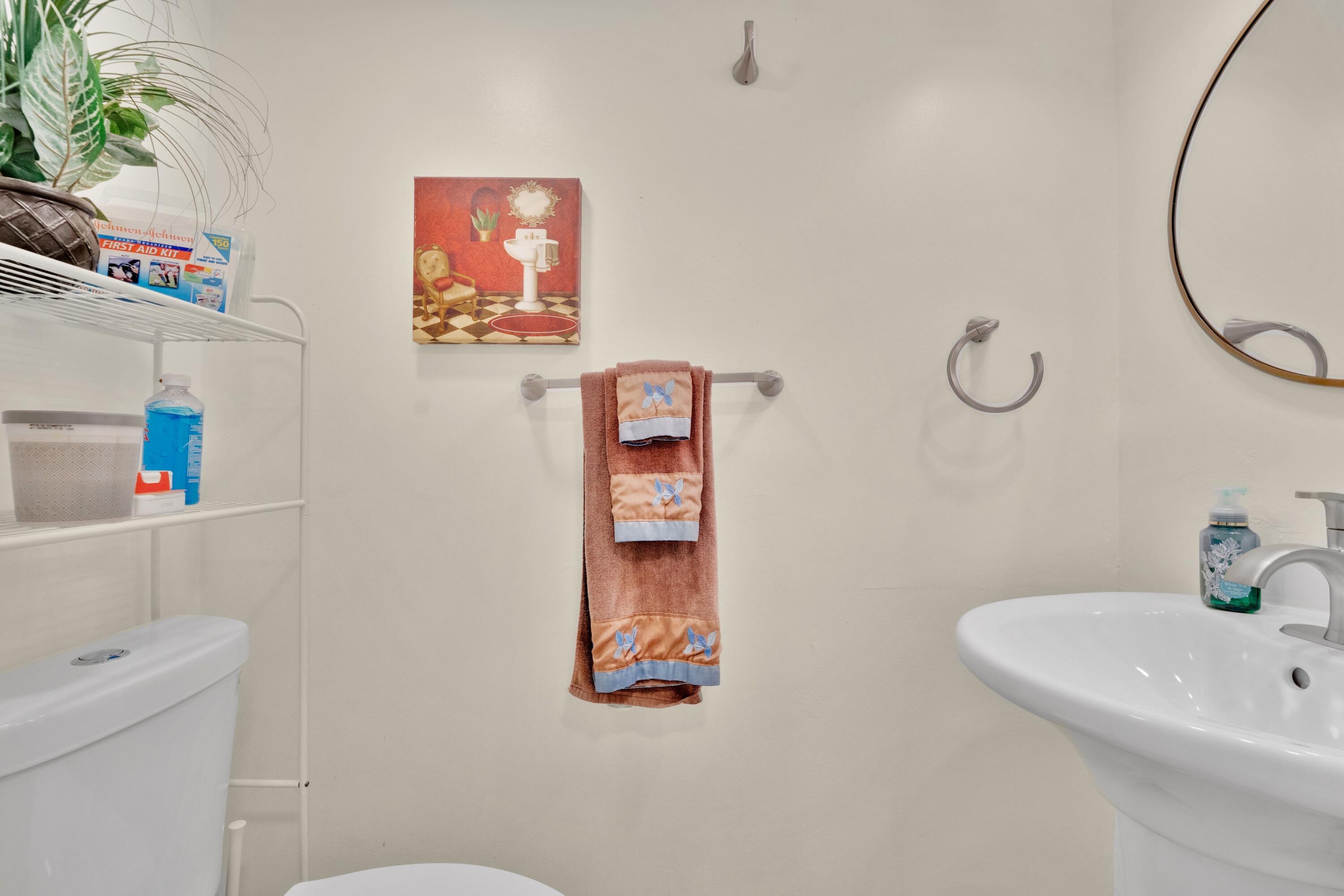 BRENTWOOD TOWNHOUSE 1 - Residential