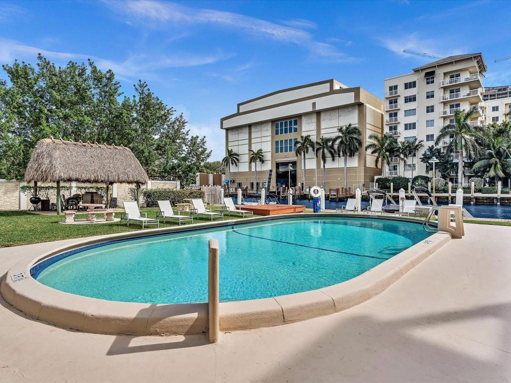 CARAVEL CONDOMINIUM APARTMENTS - Residential