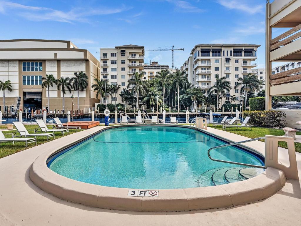 CARAVEL CONDOMINIUM APARTMENTS - Residential