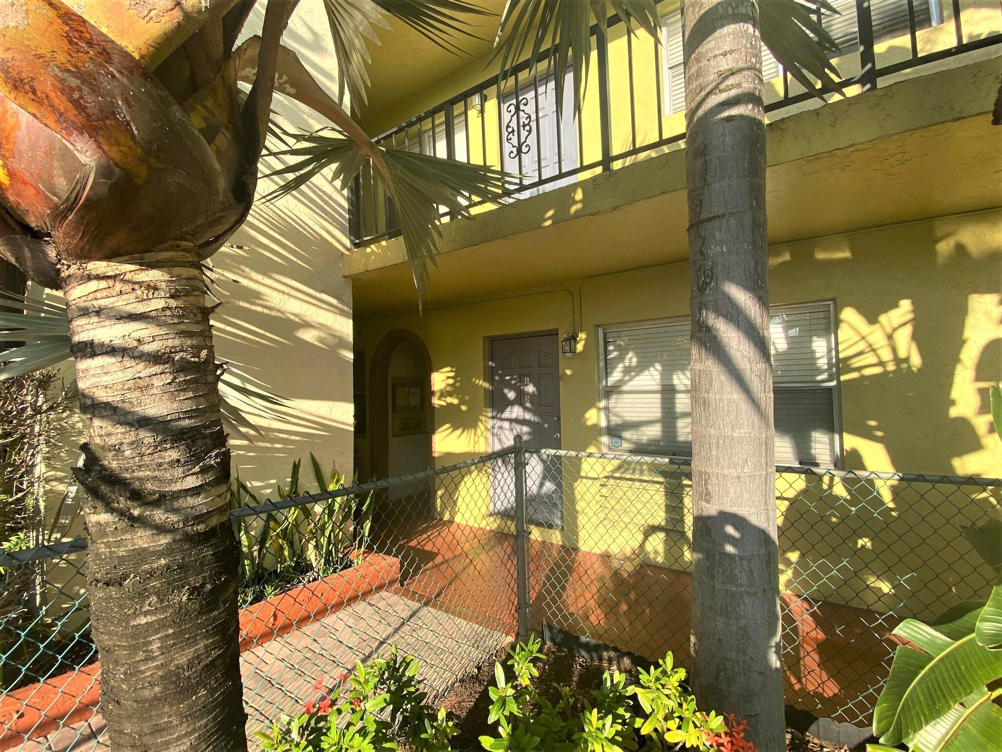 1100 NE 9 Avenue 103