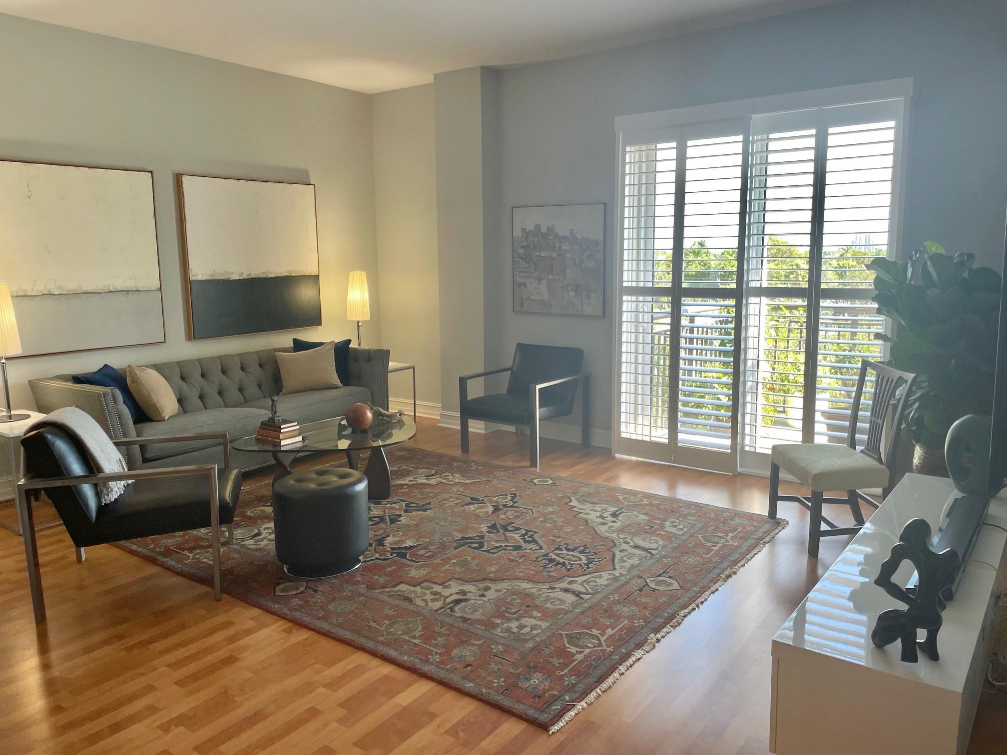2609 NE 14th Ave 402