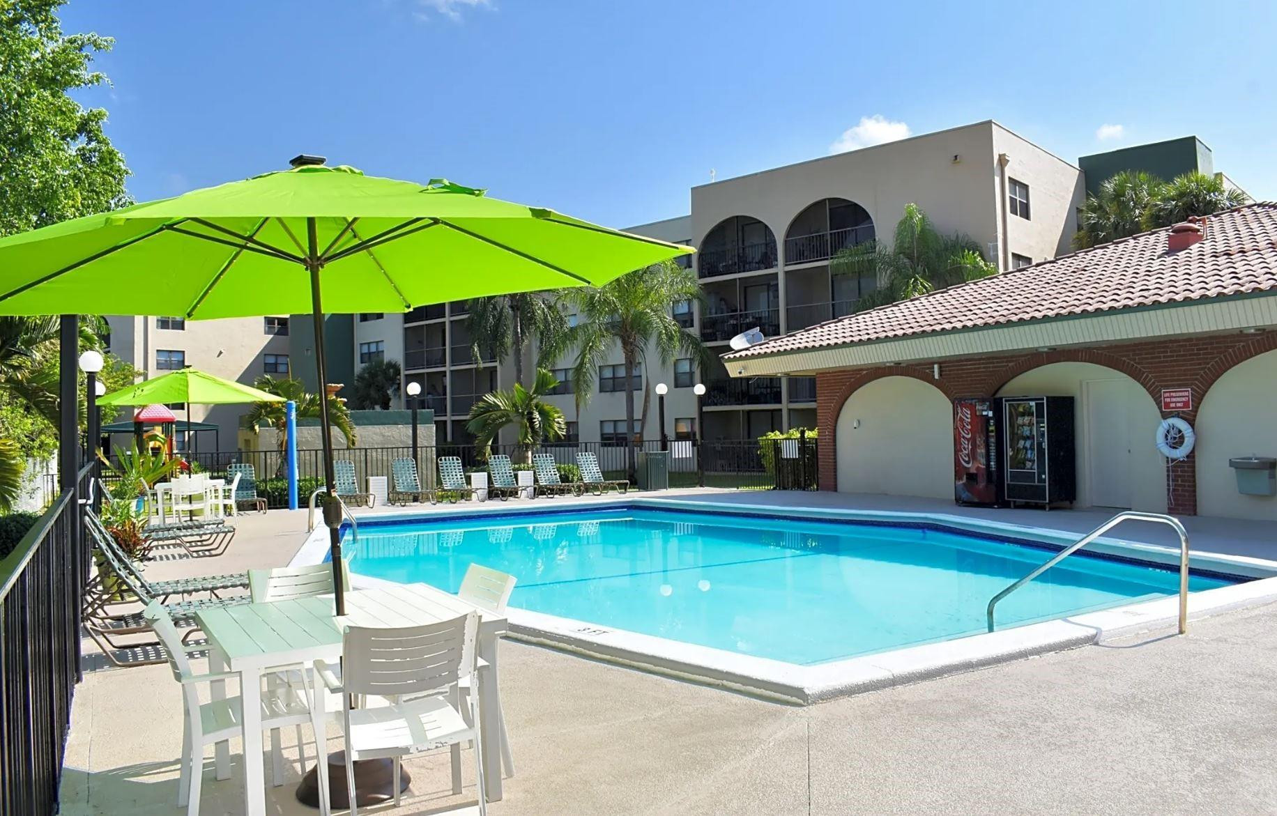 Royalton on the Green - Residential Lease