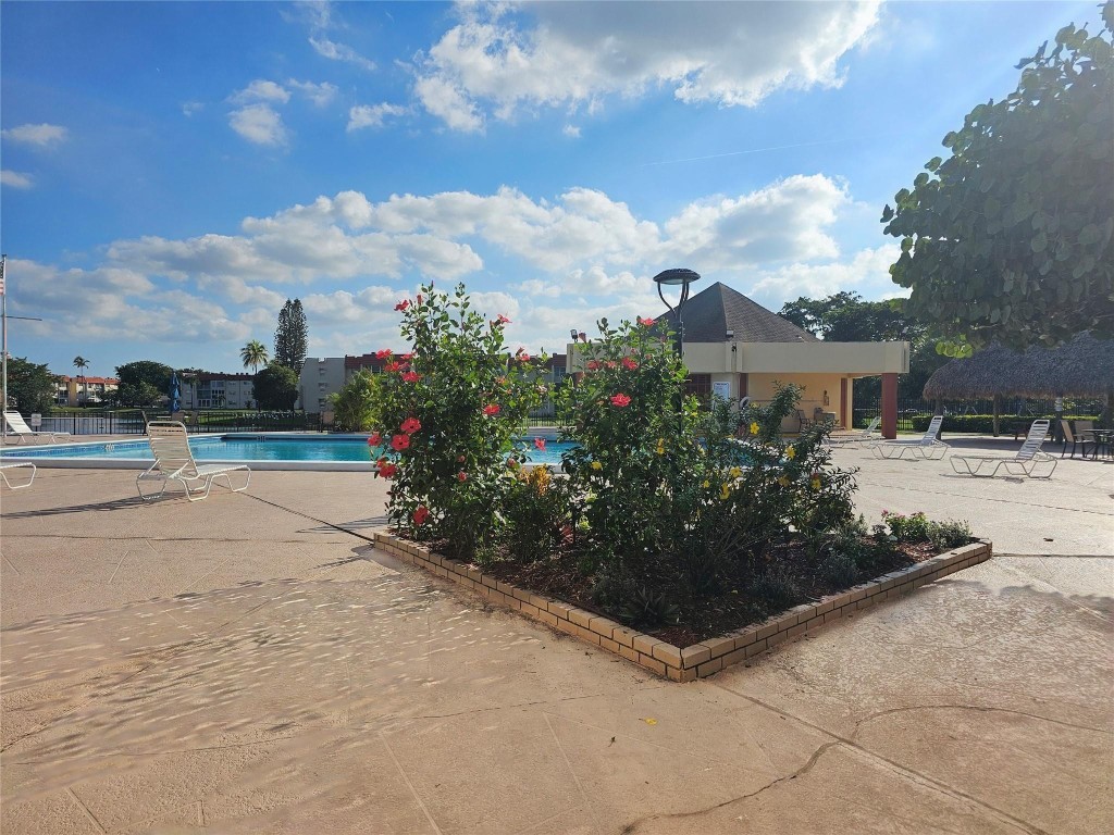 Sunrise Lakes - Residential