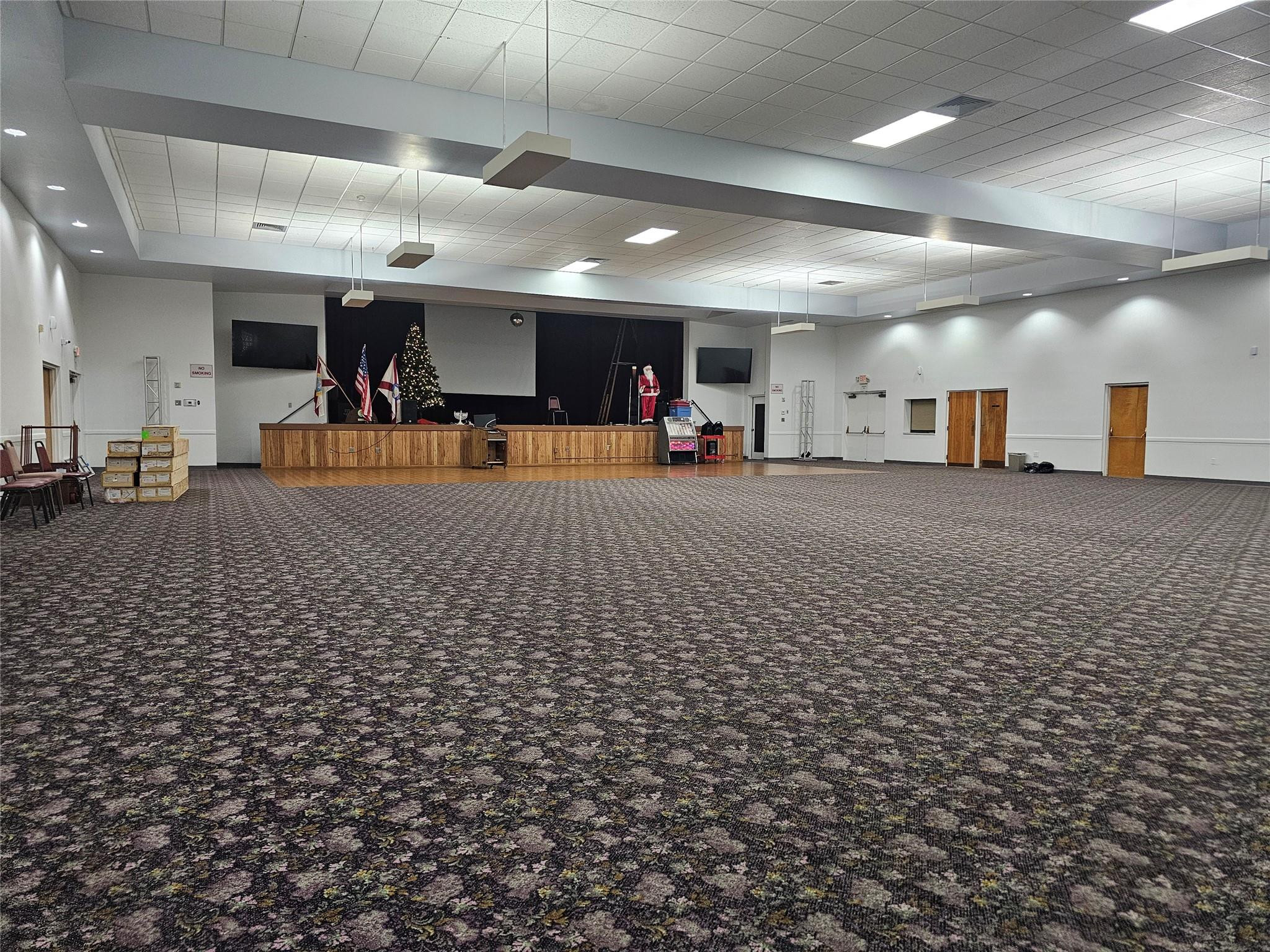 Sunrise Lakes - Residential