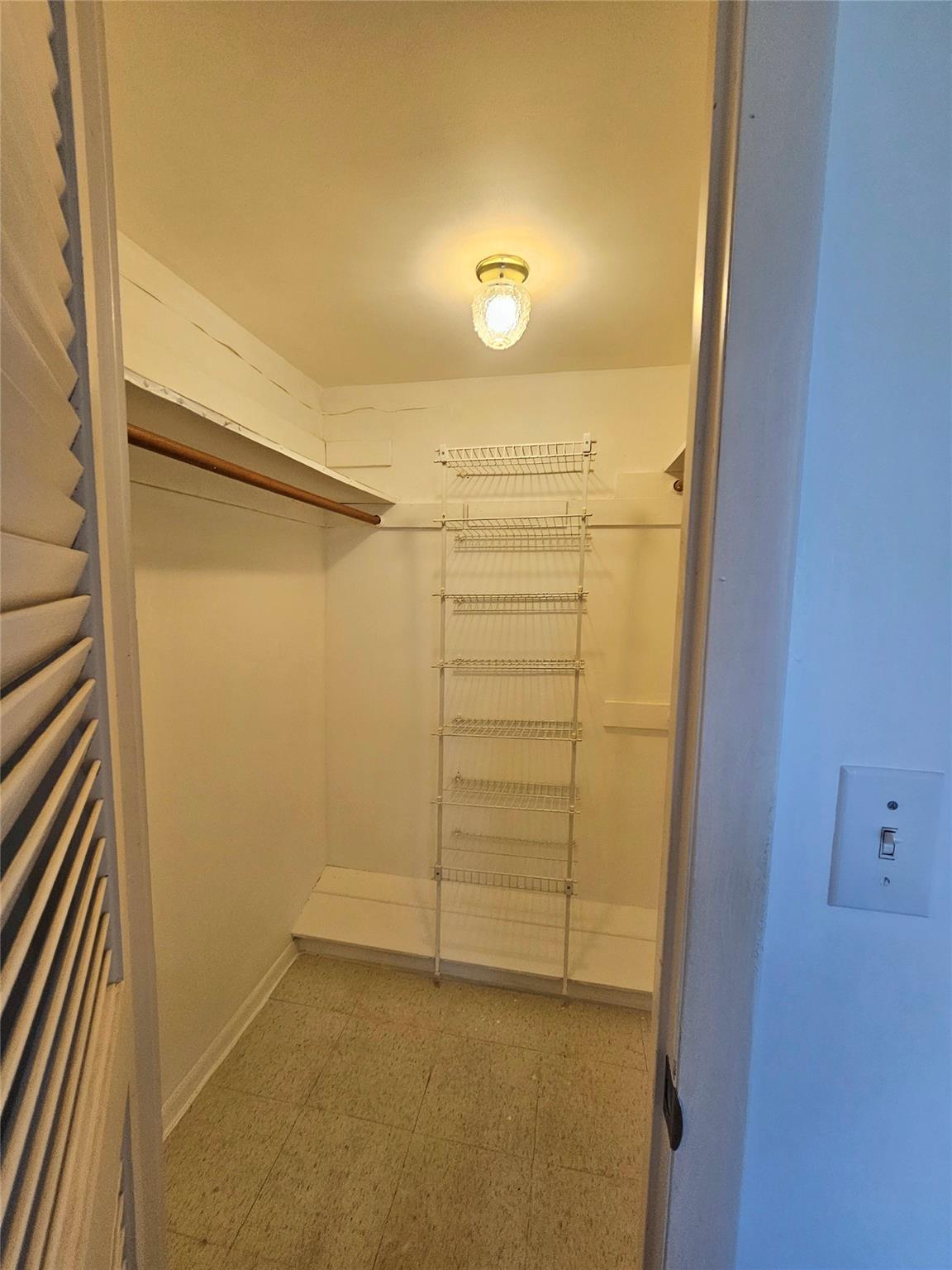 Sunrise Lakes - Residential