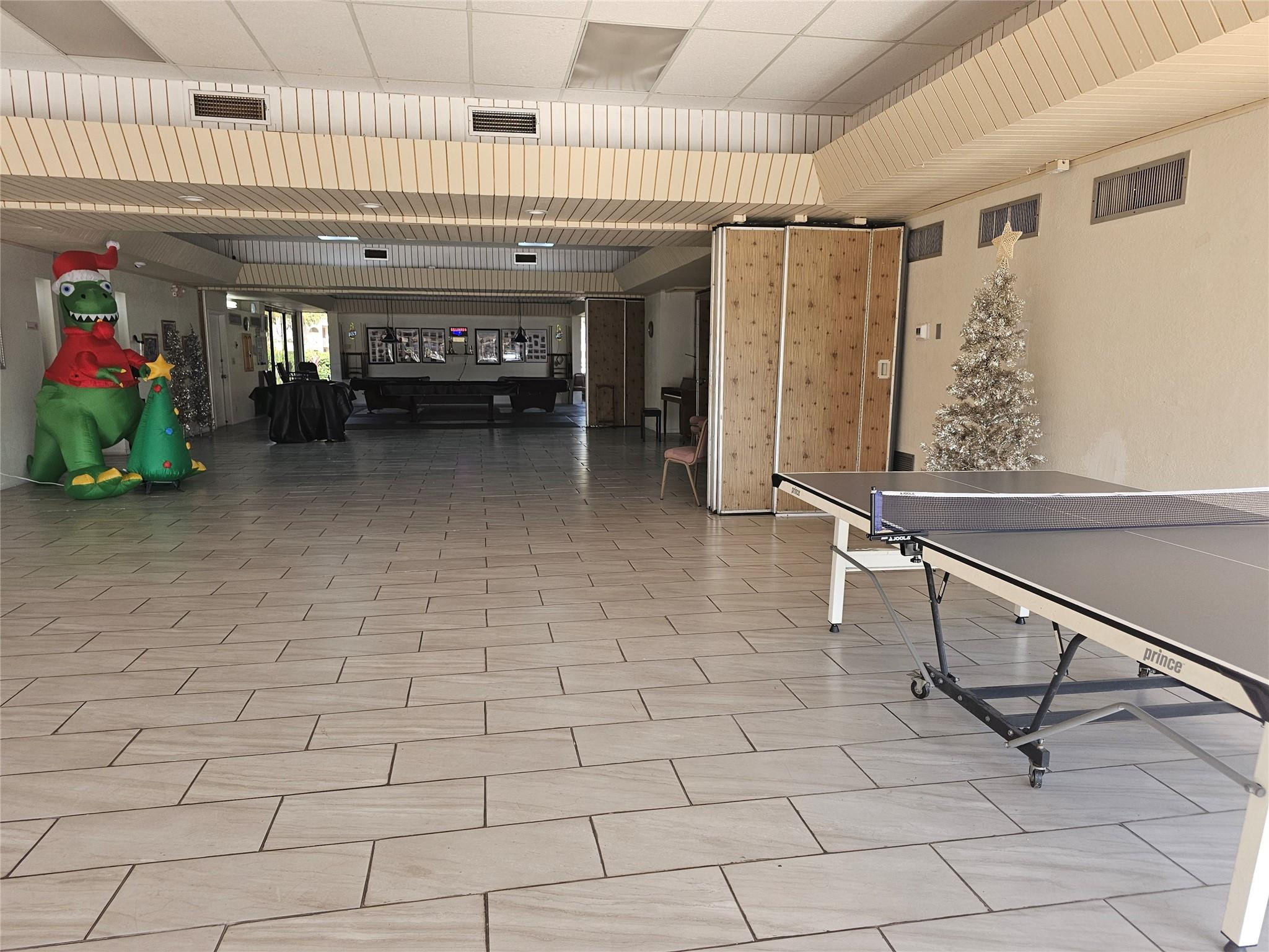 Sunrise Lakes - Residential