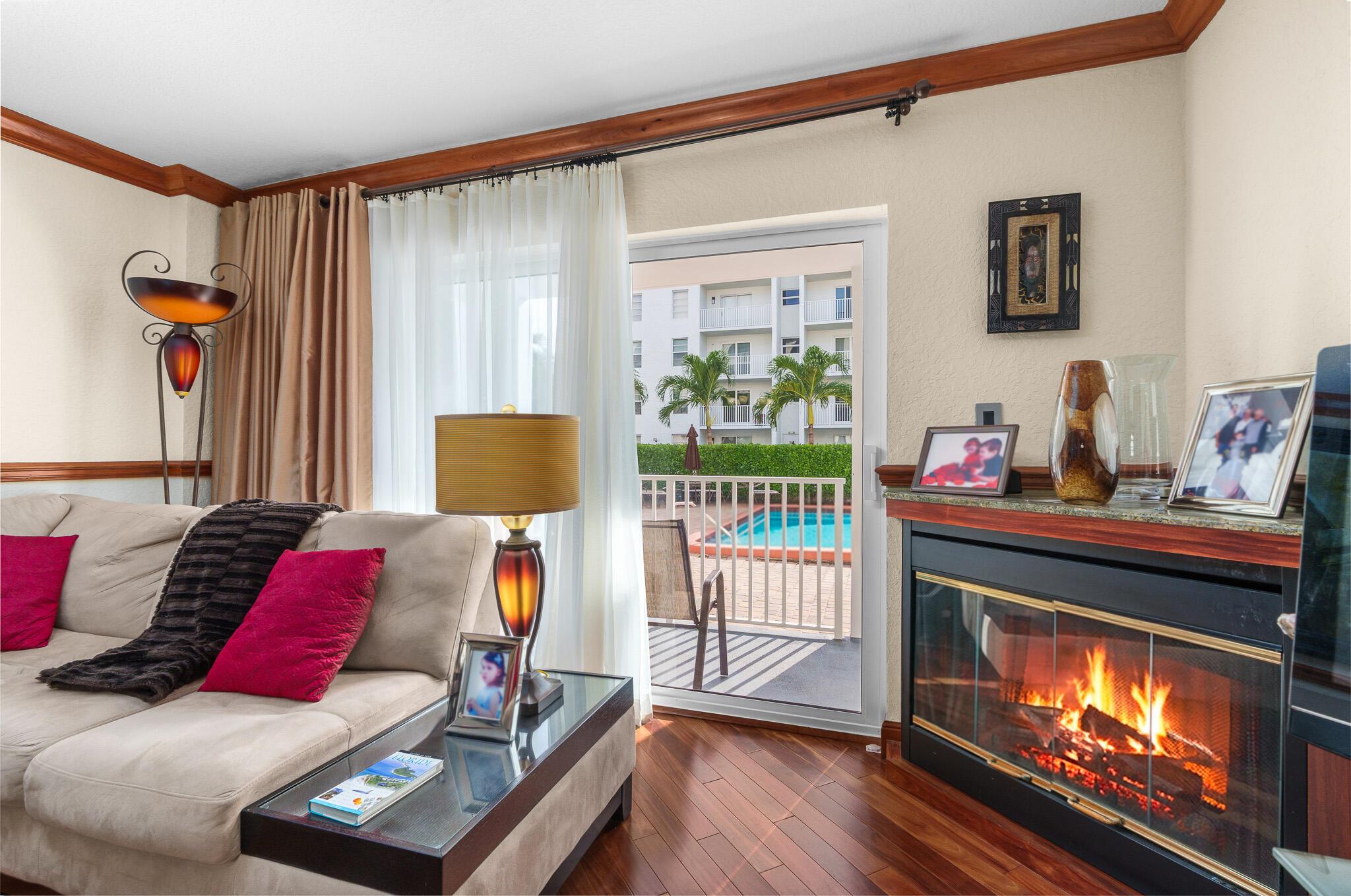 TIERRA DEL MAR CONDO - Residential