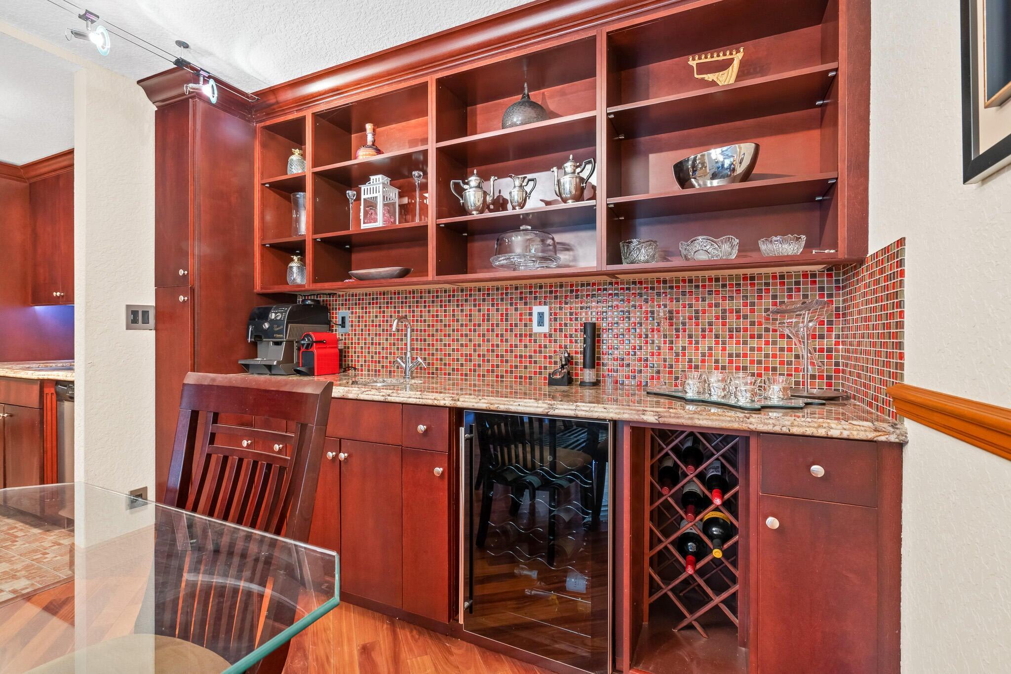 TIERRA DEL MAR CONDO - Residential