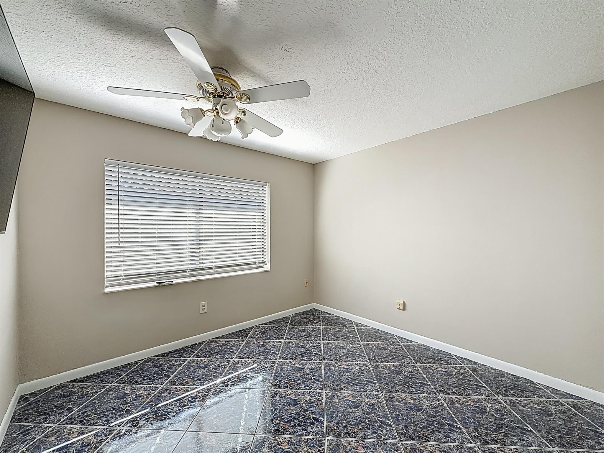 HOLIDAY CITY AT BOCA RATO - Residential