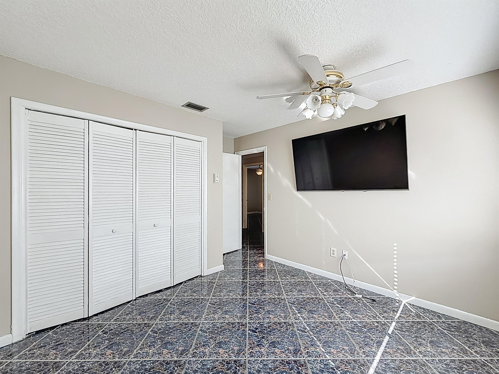 HOLIDAY CITY AT BOCA RATO - Residential