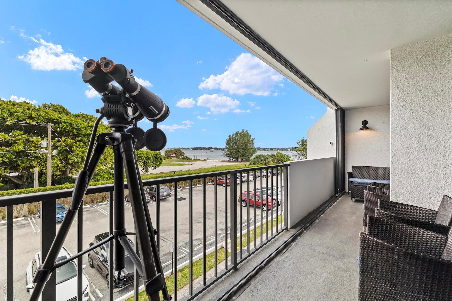 PALM BEACH HOUSE CONDO - Residential