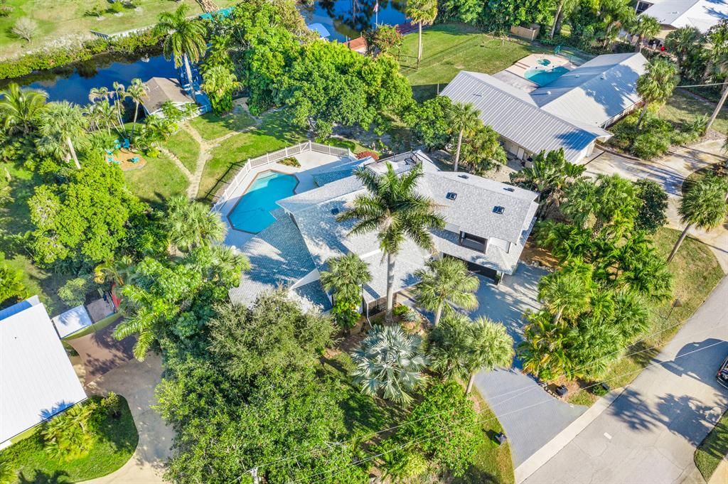 Photo of 501 SE Krueger Parkway, Stuart, FL 34996 (MLS # R10748210)