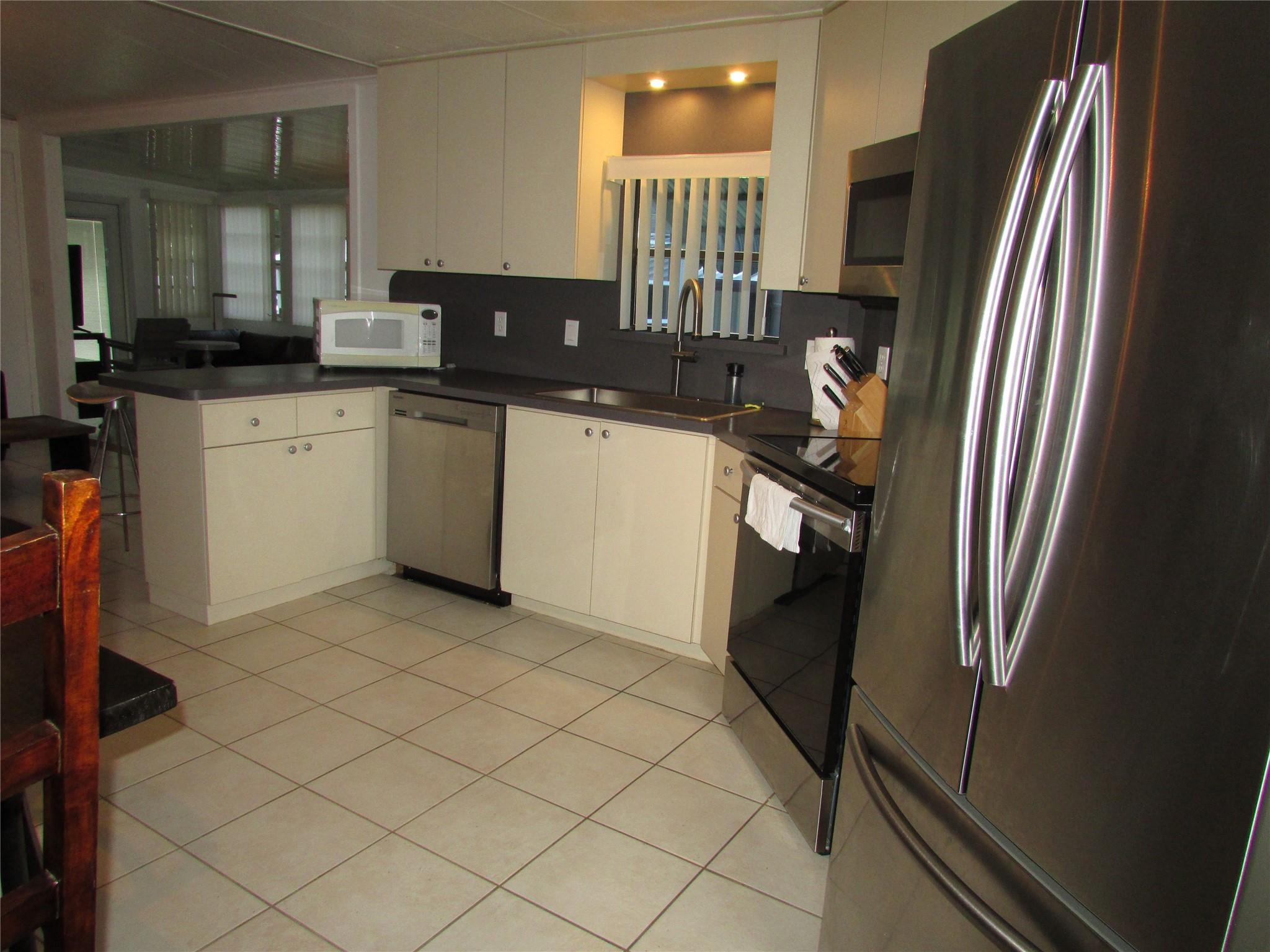 Highland Meadows Estates - Residential Lease