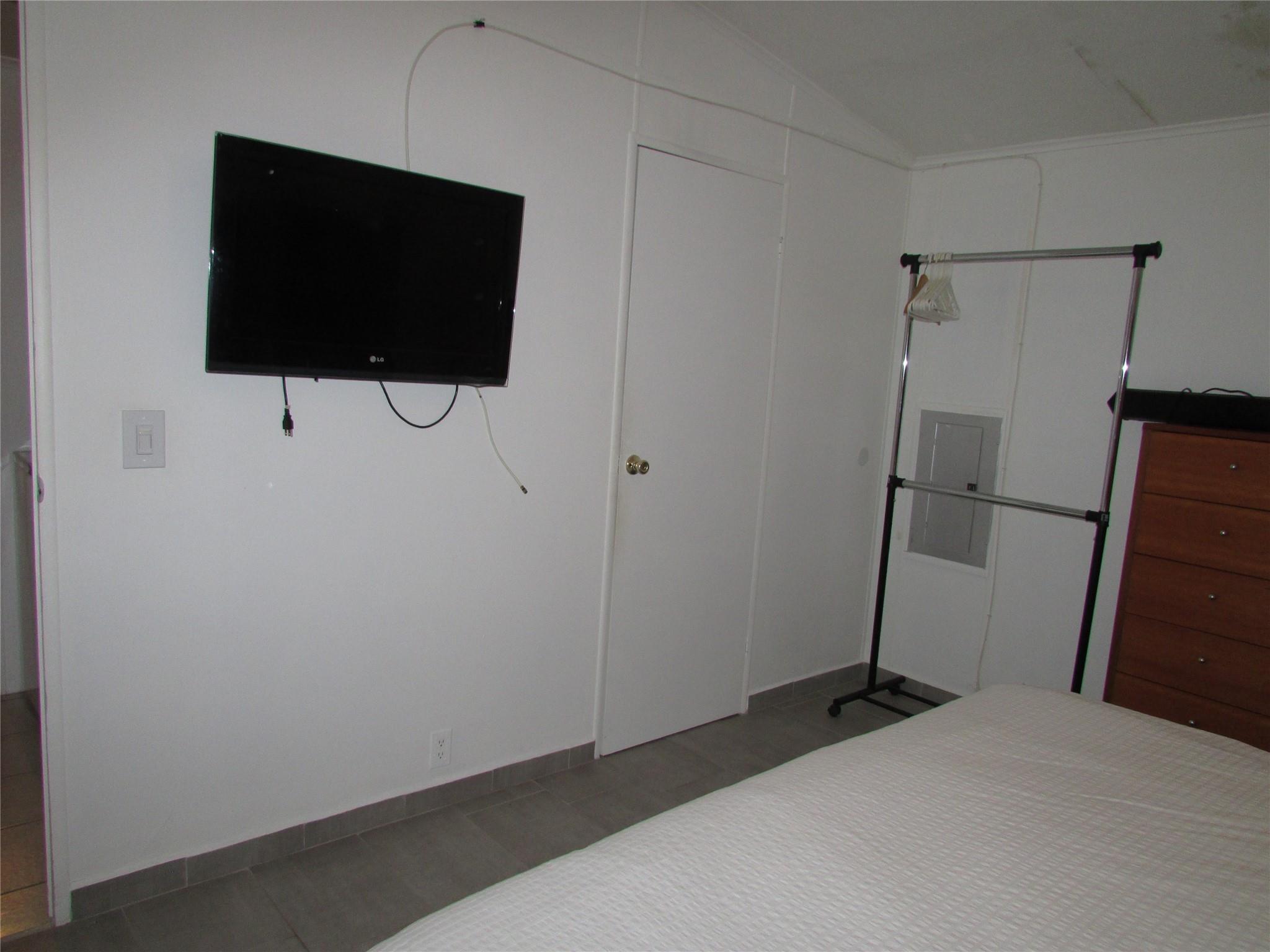 Highland Meadows Estates - Residential Lease