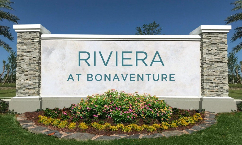 Photo of 215 RIVIERA Circle, Weston, FL 33326 (MLS # B26094010)