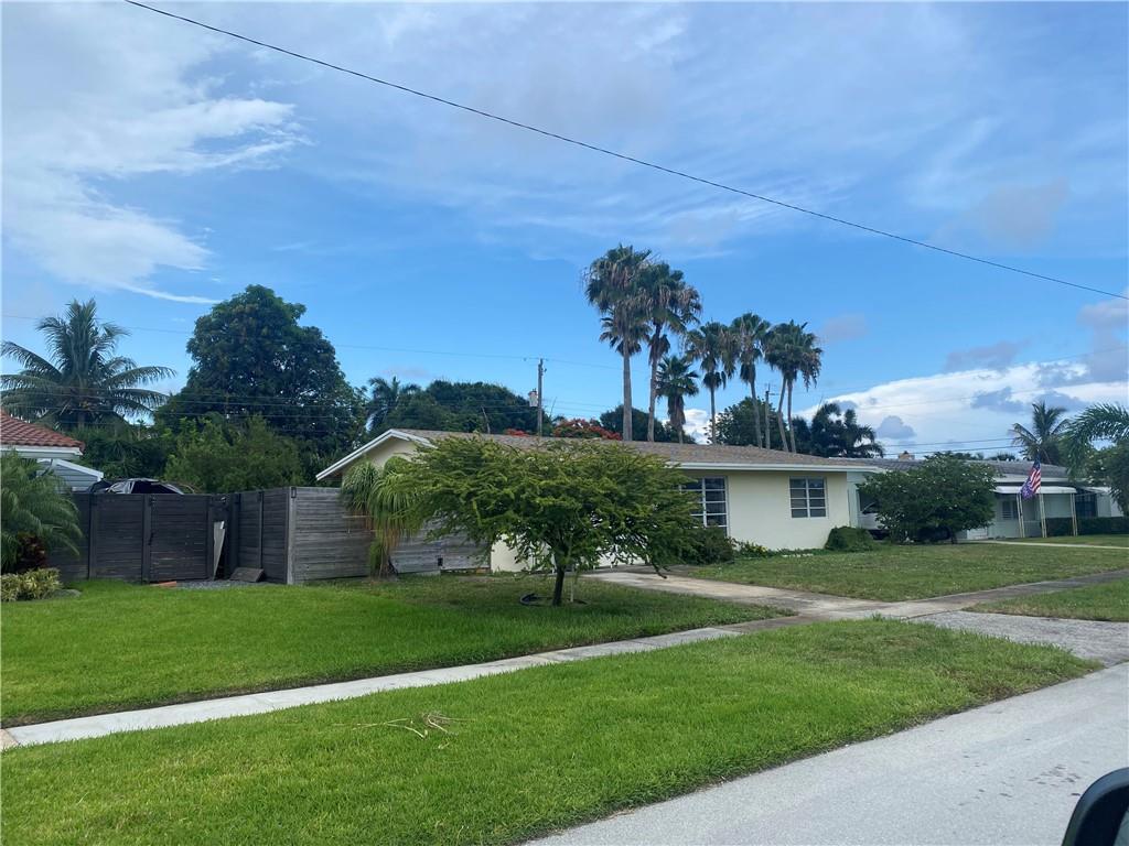 Barwal 38-40 B - Residential