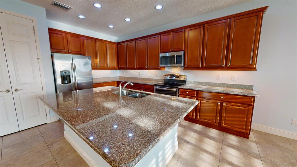 TRADITION PLAT NO 28 - Residential