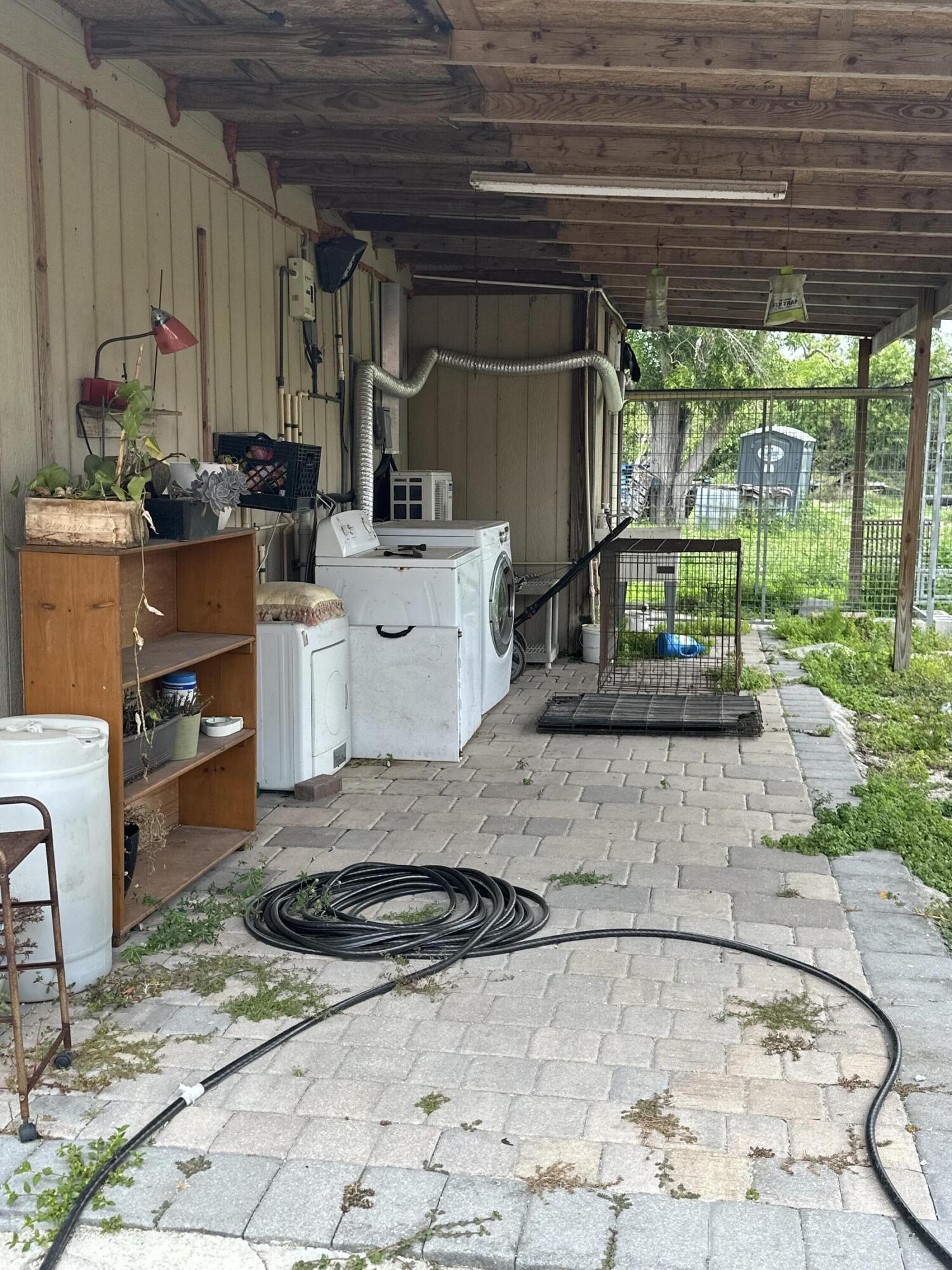 Acreage & Unrec - Residential Lease