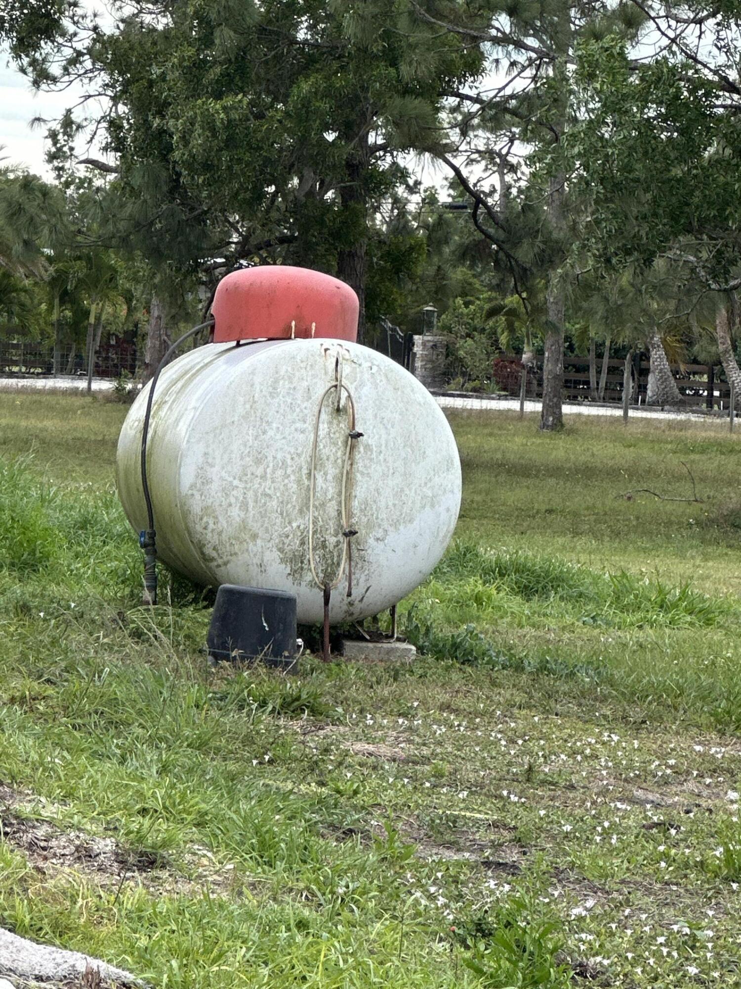 Acreage & Unrec - Residential Lease