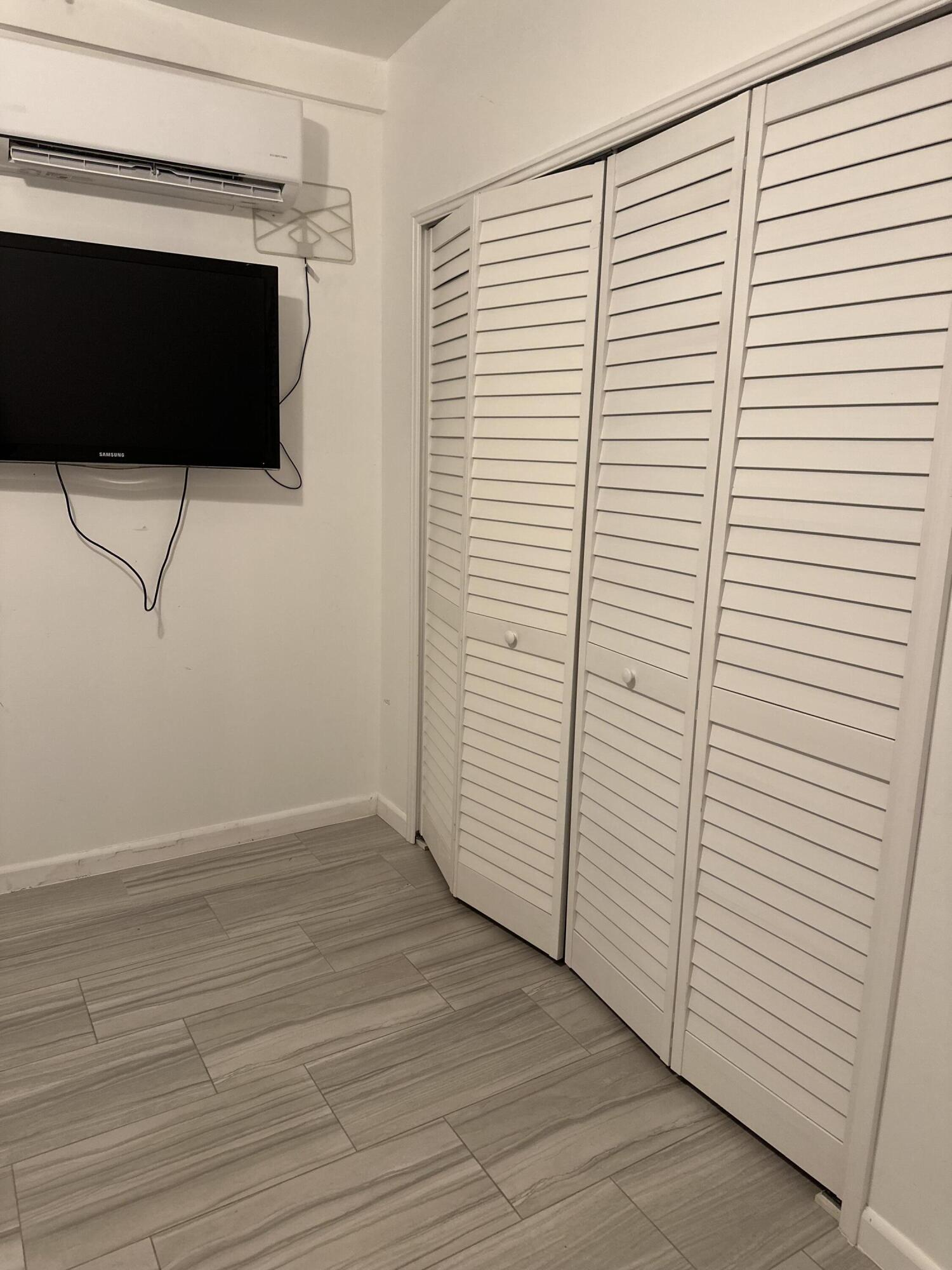 Acreage & Unrec - Residential Lease