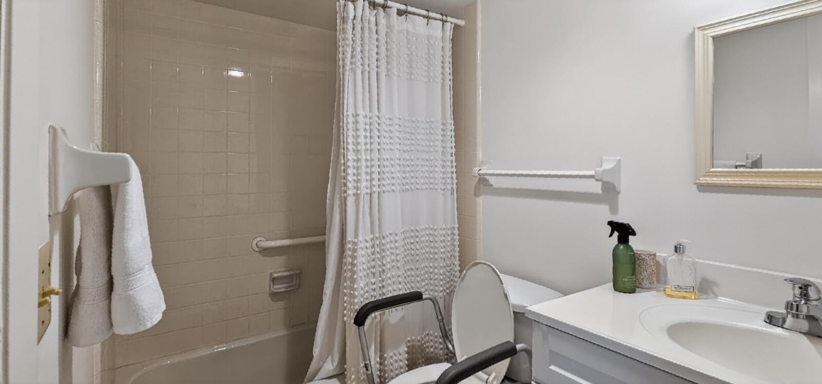 TEQUESTA GARDEN CONDO 7 - Residential Lease