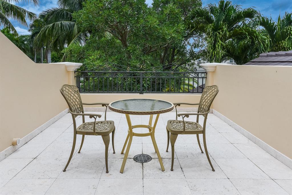 ST ANDREWS COUNTRY CLUB - Residential