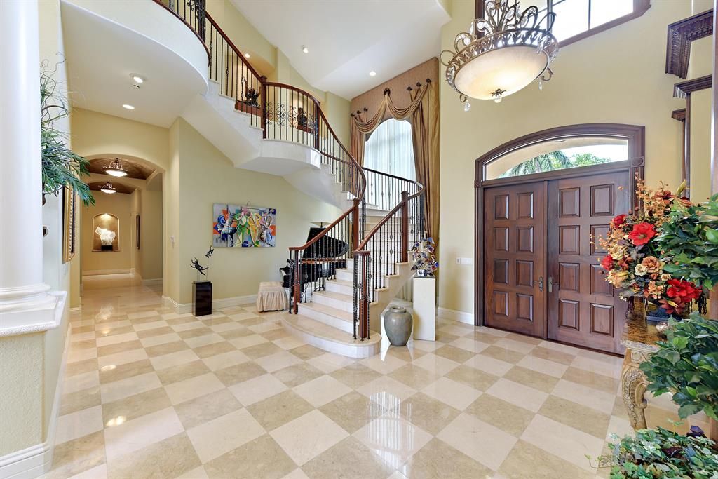 ST ANDREWS COUNTRY CLUB - Residential