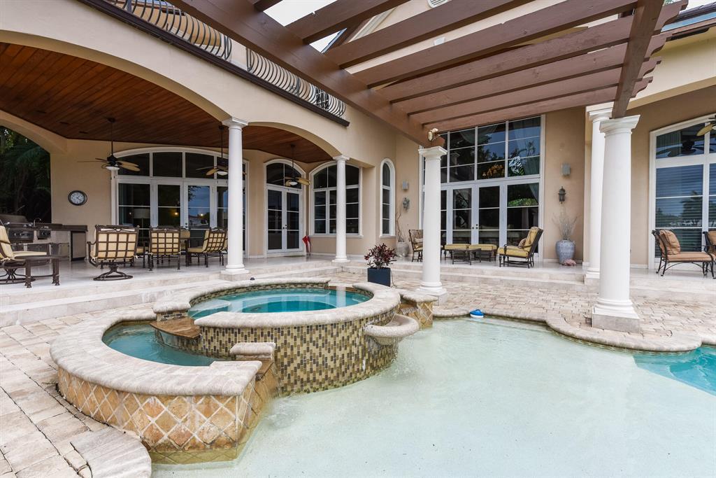 ST ANDREWS COUNTRY CLUB - Residential