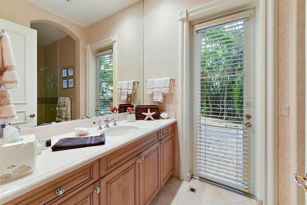 ST ANDREWS COUNTRY CLUB - Residential