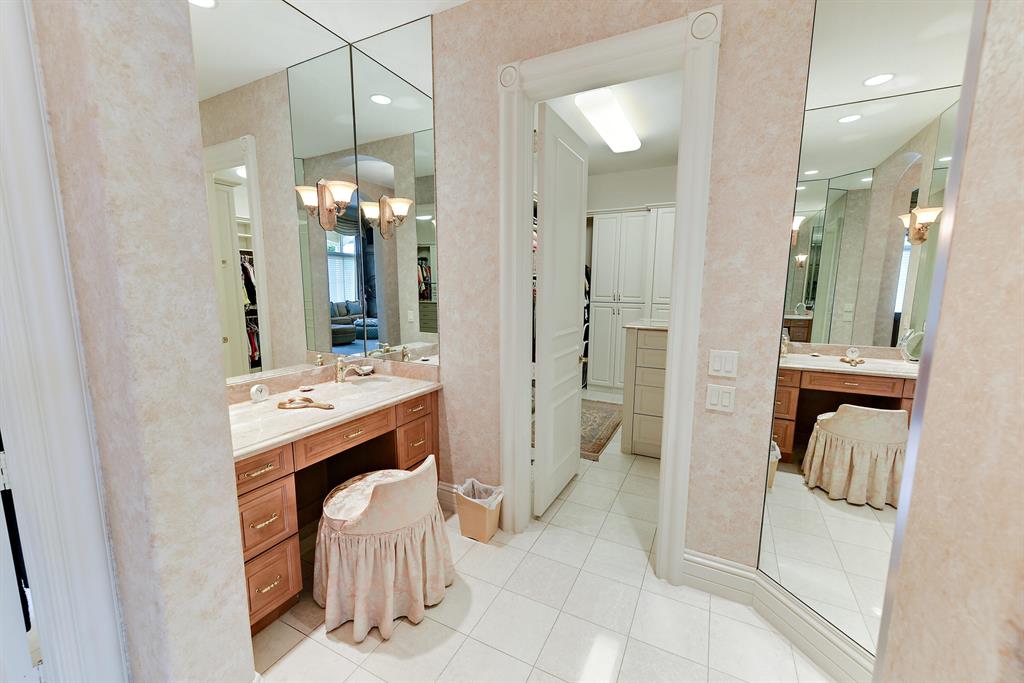 ST ANDREWS COUNTRY CLUB - Residential