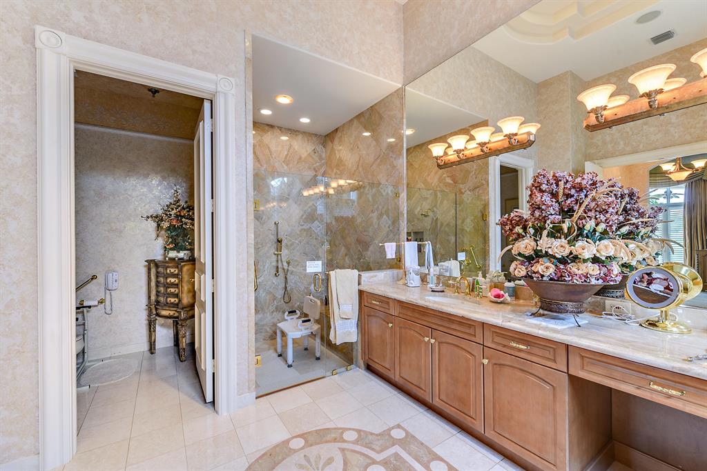 ST ANDREWS COUNTRY CLUB - Residential