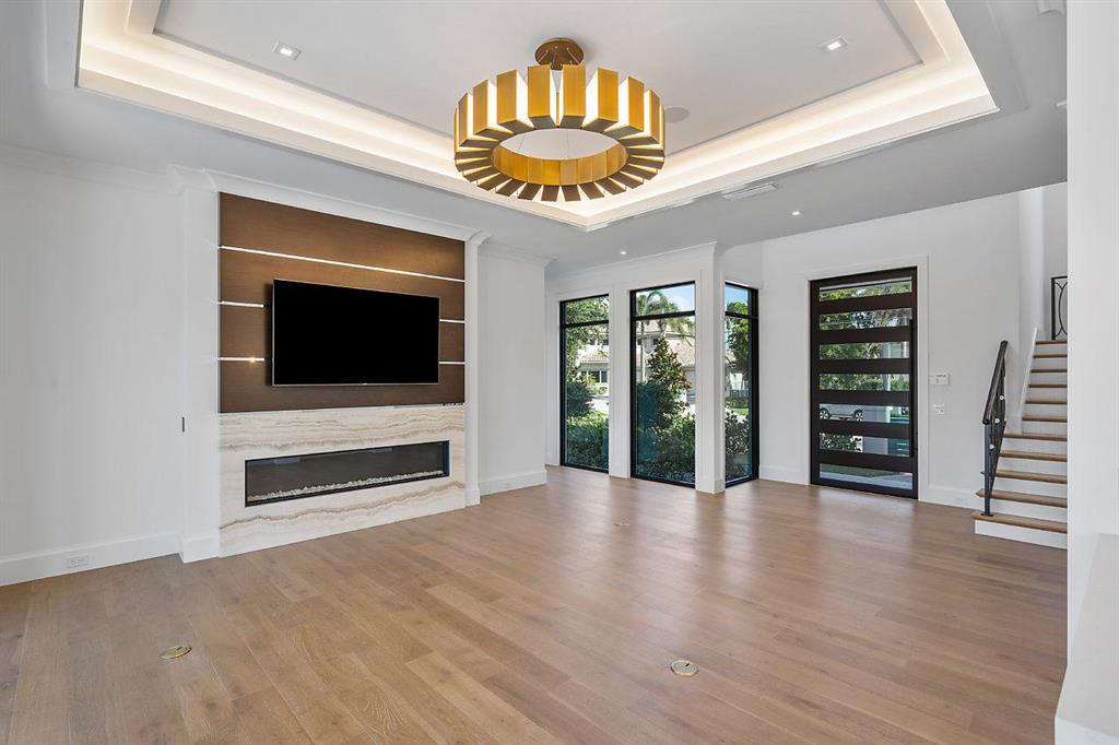 TROPIC ISLE 2ND SEC - Residential