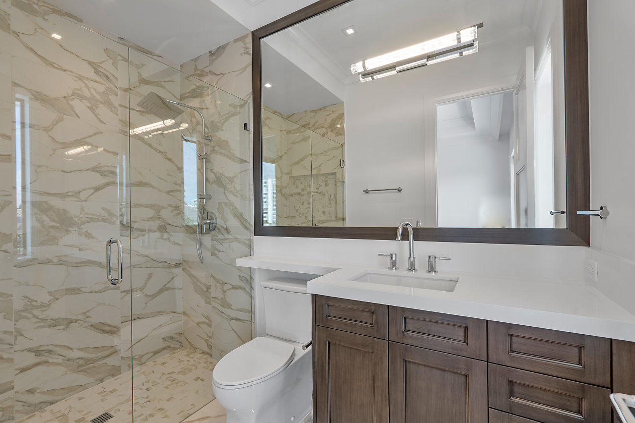 TROPIC ISLE 2ND SEC - Residential