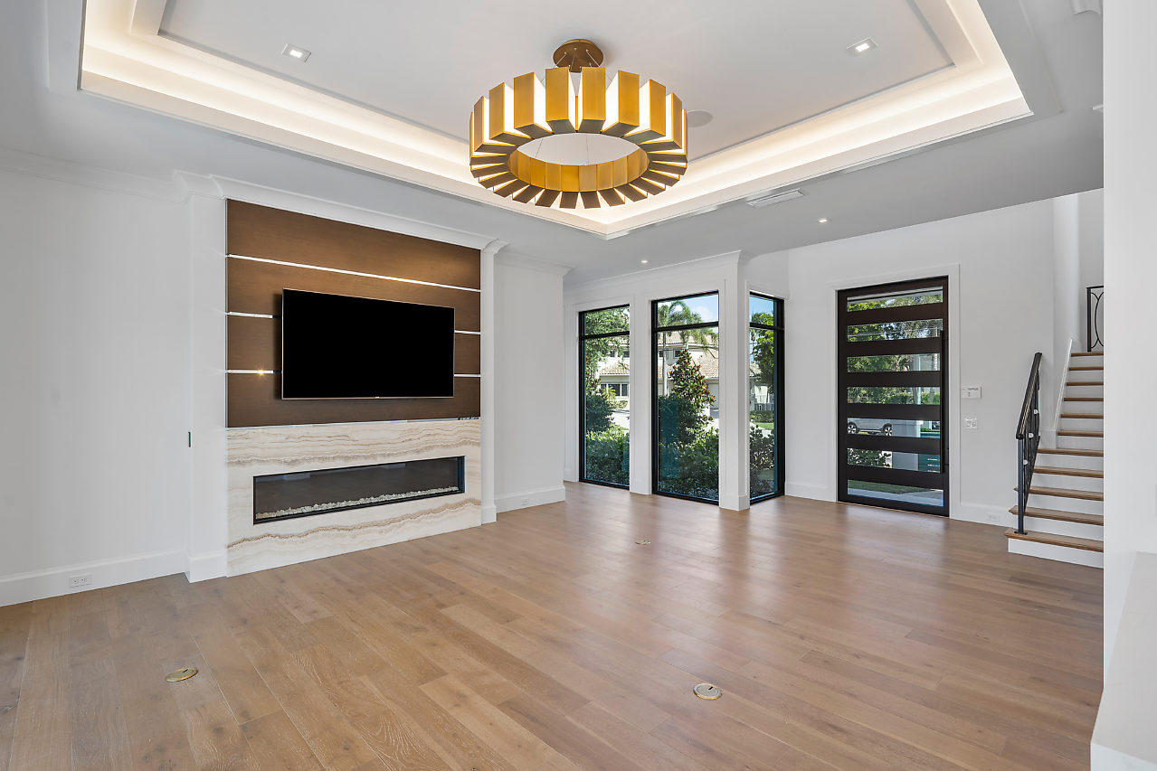 TROPIC ISLE 2ND SEC - Residential