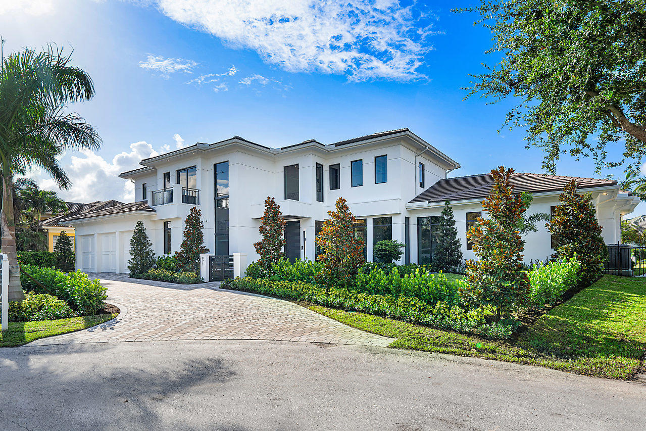 TROPIC ISLE 2ND SEC - Residential