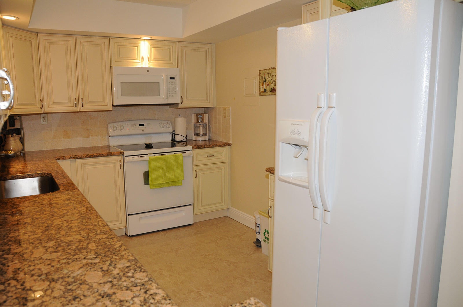 525 N OCEAN Boulevard 1120