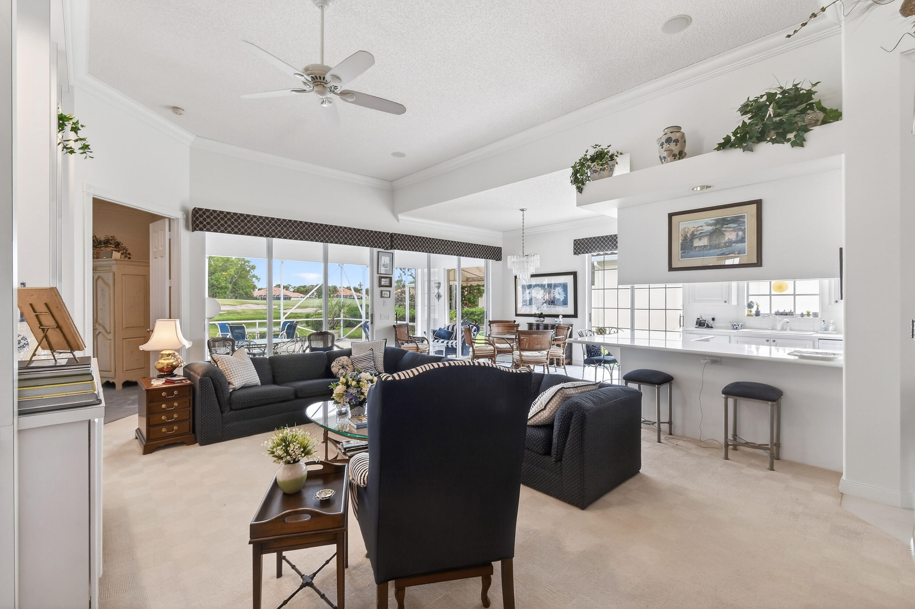 DOUBLE TREE - Residential