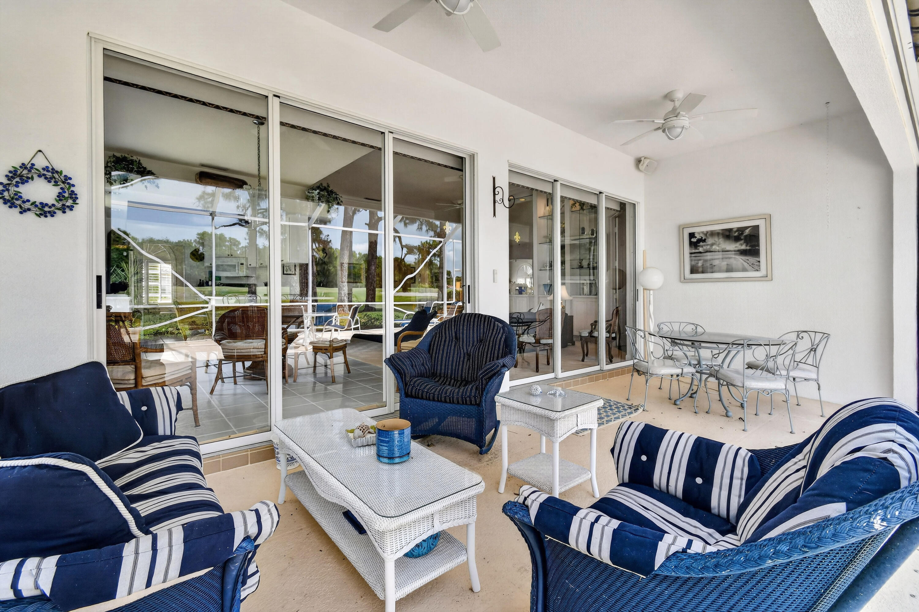 DOUBLE TREE - Residential