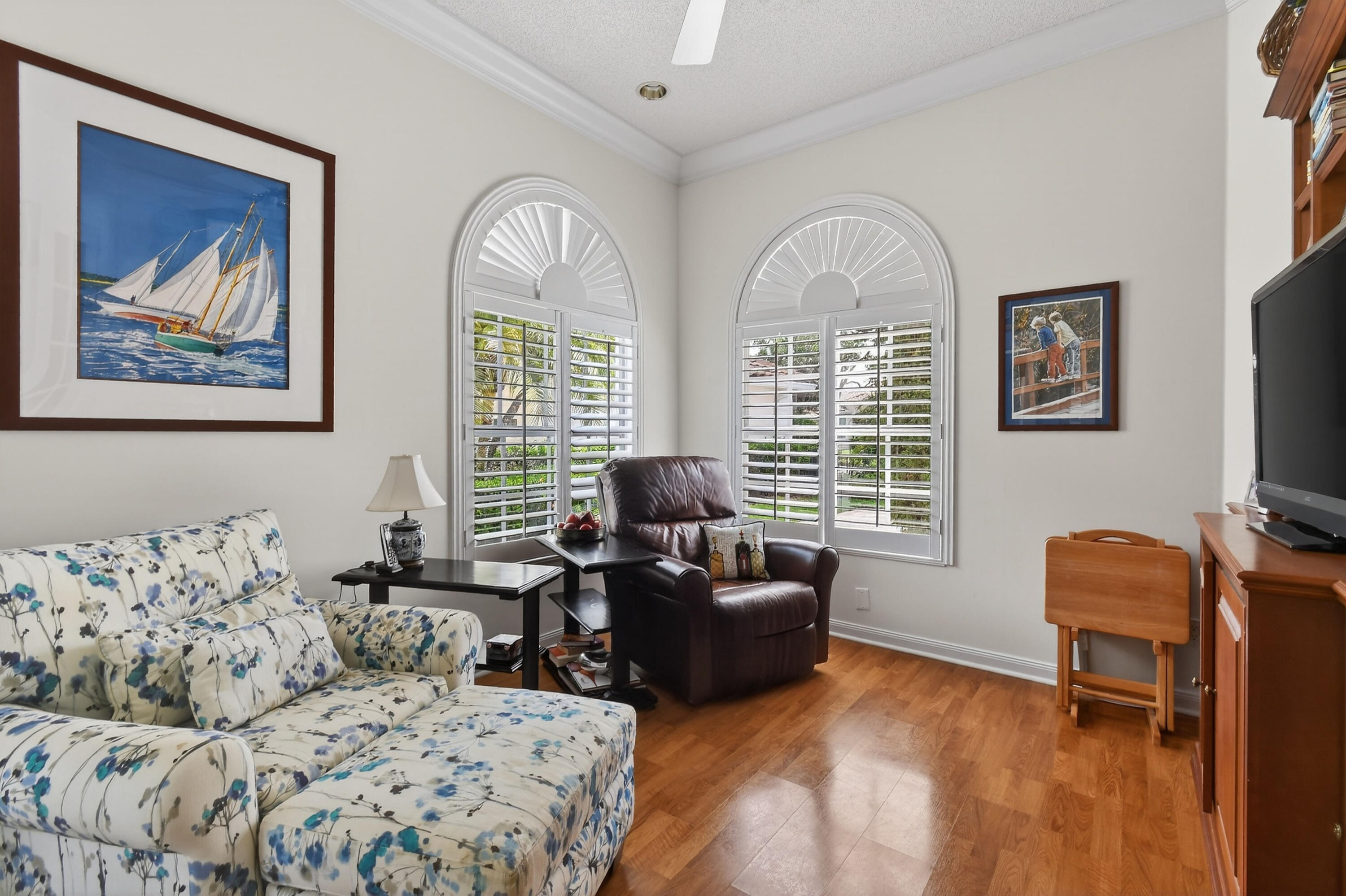 DOUBLE TREE - Residential