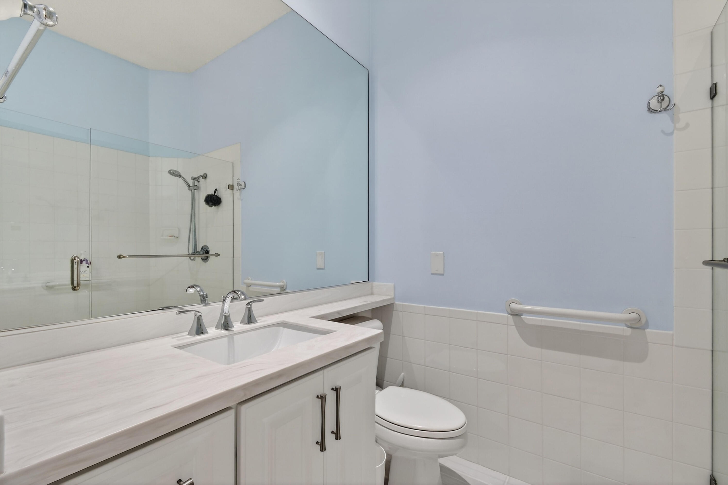 DOUBLE TREE - Residential