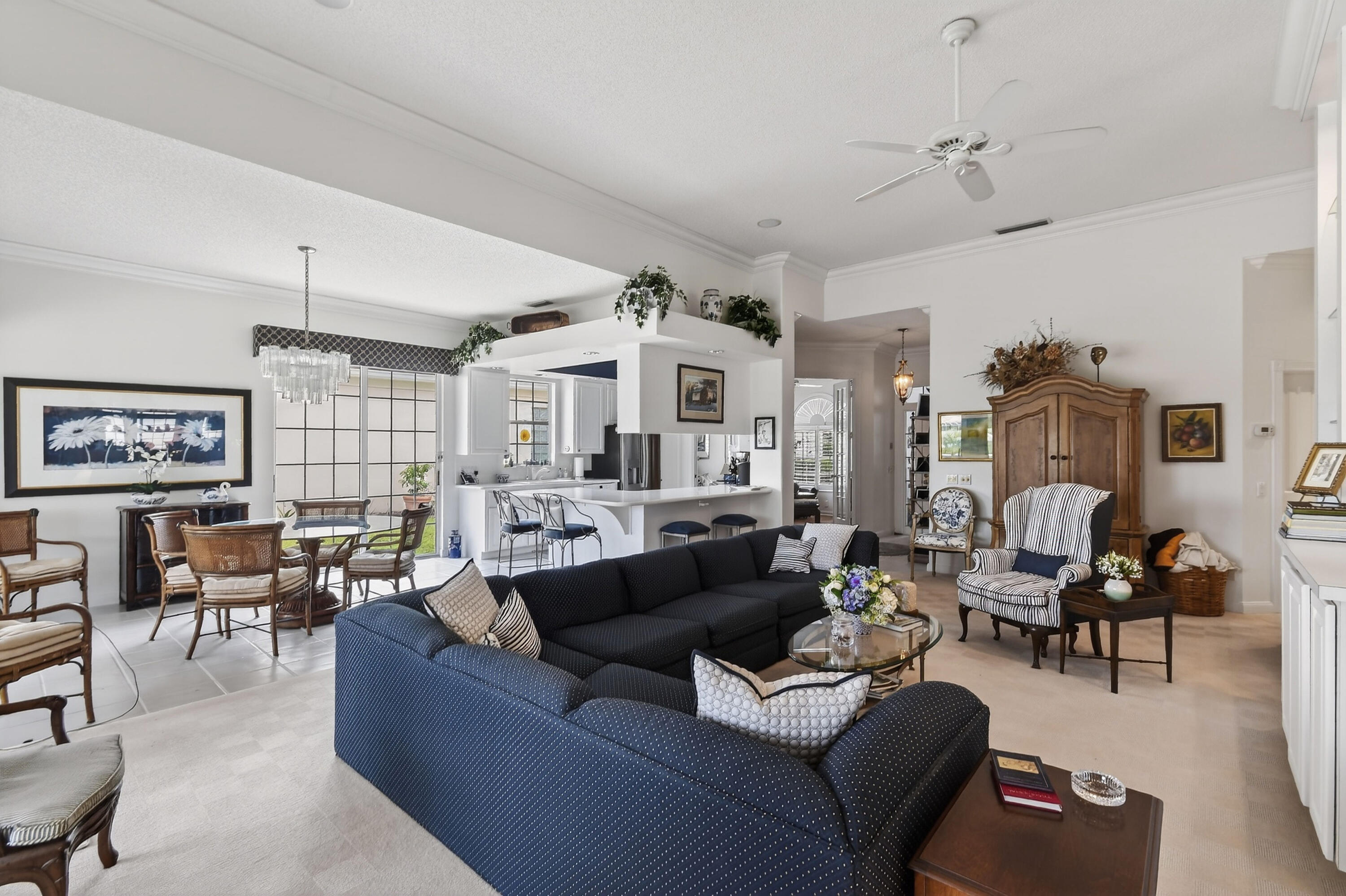 DOUBLE TREE - Residential